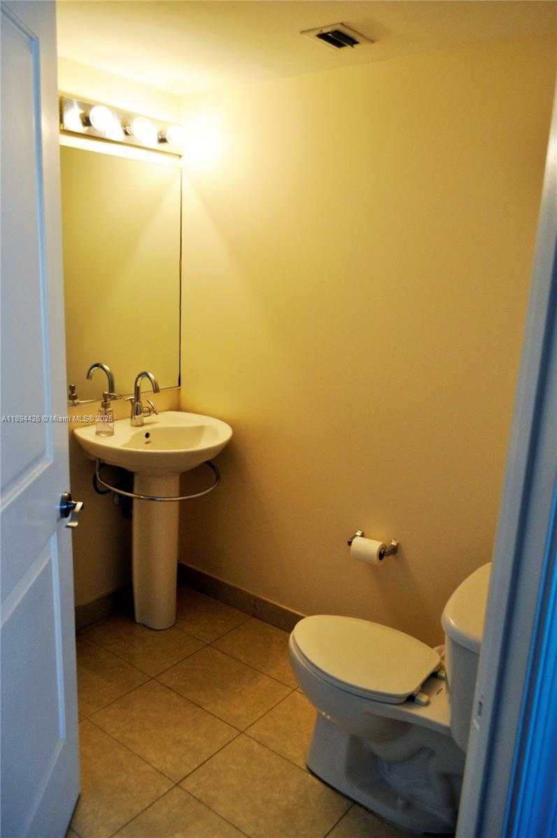 Small Image of 480 NORTH EAST 30TH ST #702, Miami Number 11