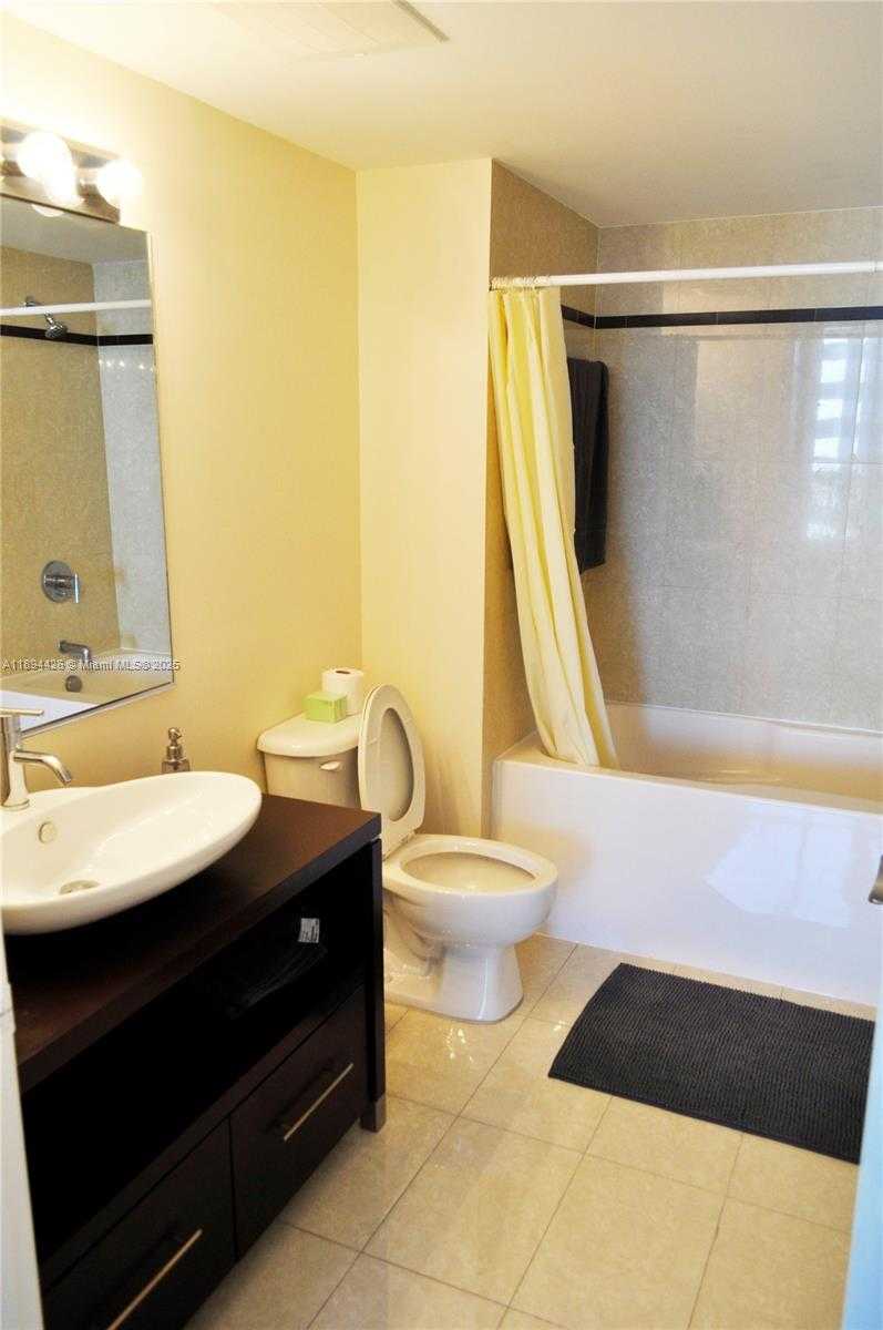 Small Image of 480 NORTH EAST 30TH ST #702, Miami Number 15