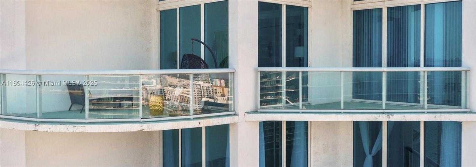 Small Image of 480 NORTH EAST 30TH ST #702, Miami Number 22