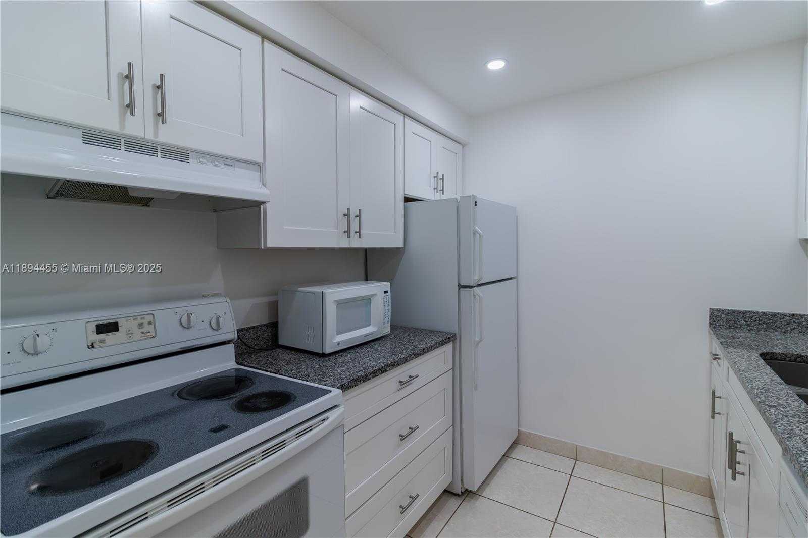 Small Image of 14611 NORTH KENDALL DR #208L, Miami Number 15