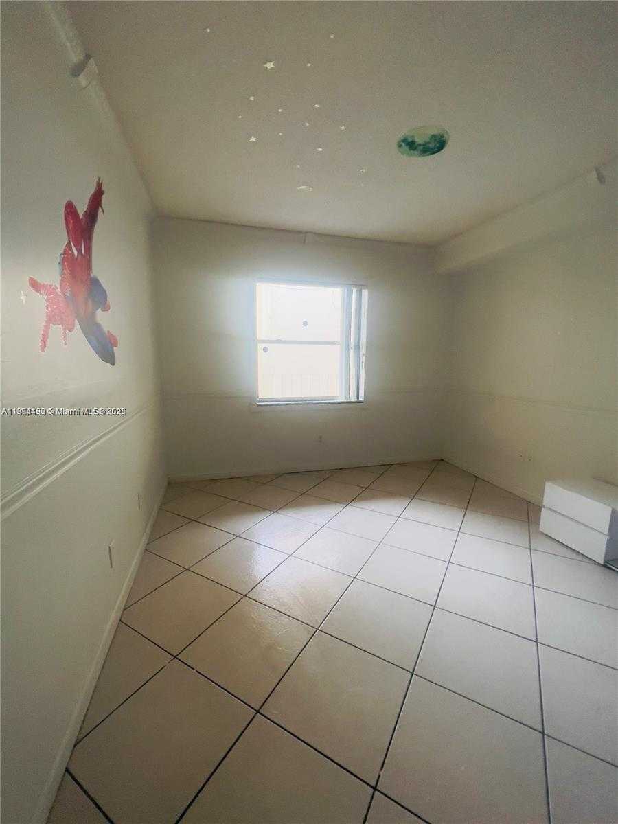 Small Image of 1750 WEST 46TH ST #435, Hialeah Number 11