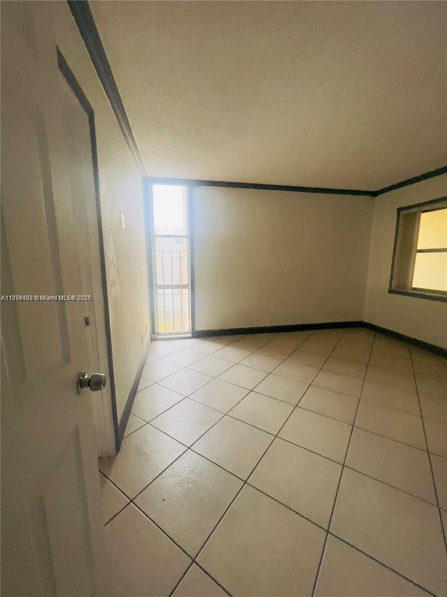 Small Image of 1750 WEST 46TH ST #435, Hialeah Number 14