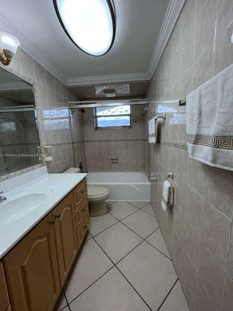 Small Image of 1750 WEST 46TH ST #435, Hialeah Number 39