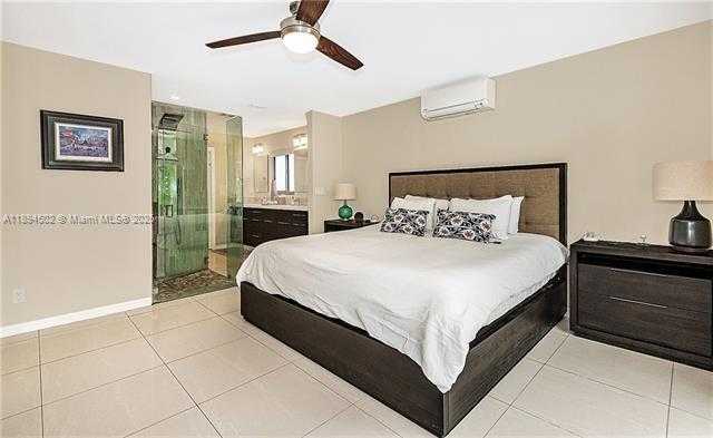 Small Image of 3464 NORTH EAST 19TH AVE, Oakland Park Number 19
