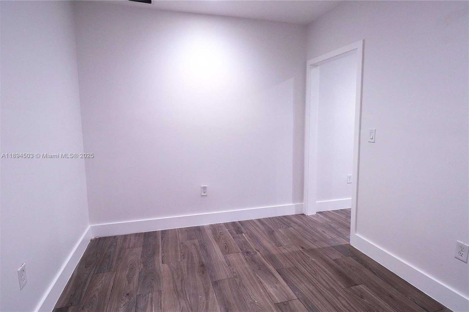 Small Image of 14420 SOUTH WEST 74TH ST #1, Miami Number 13