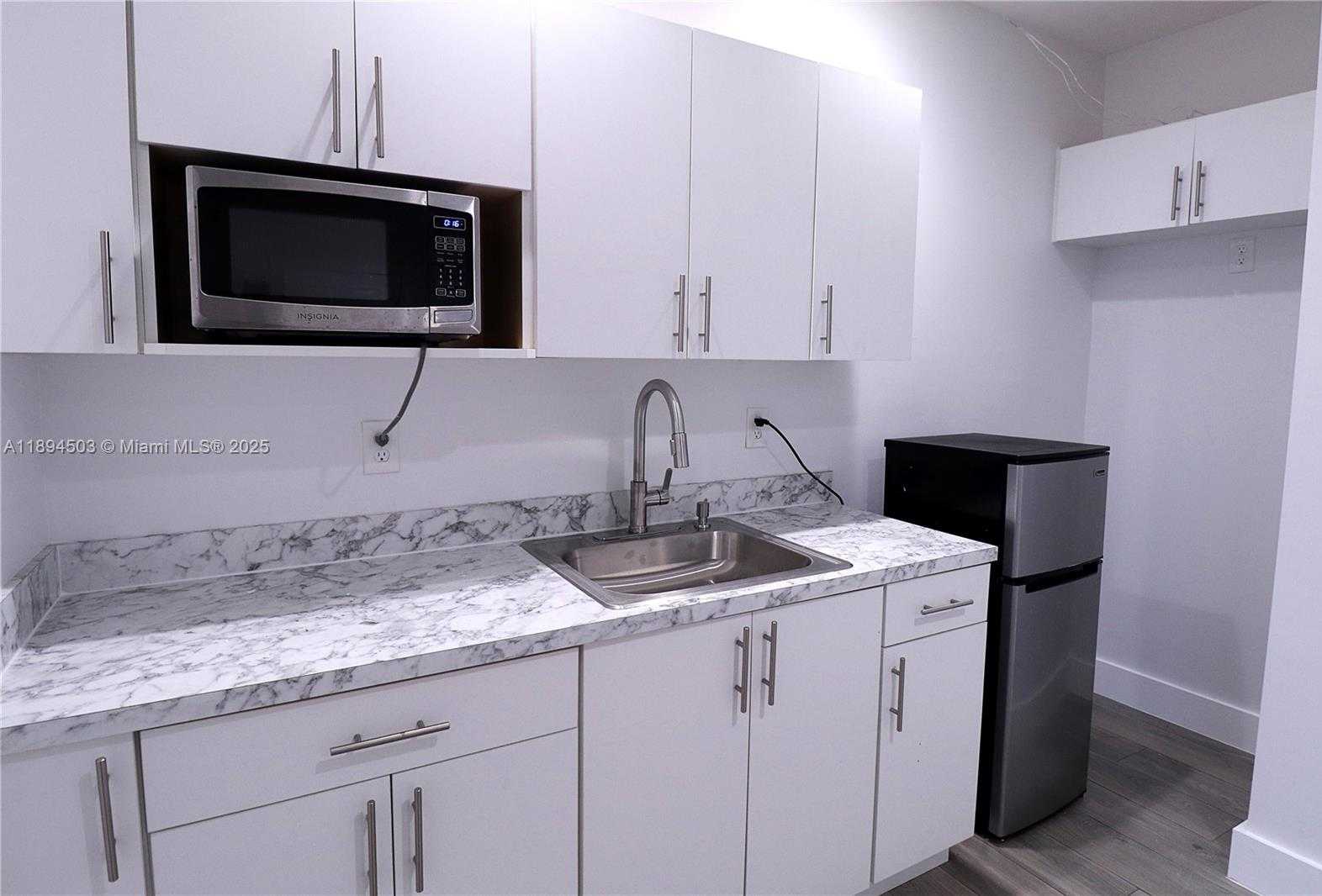 Small Image of 14420 SOUTH WEST 74TH ST #1, Miami Number 5