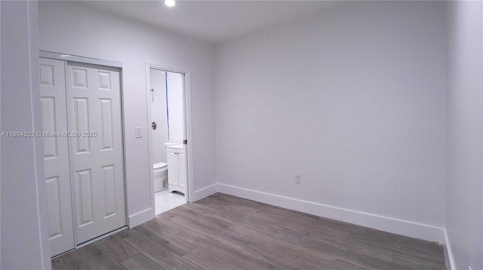 Small Image of 14420 SOUTH WEST 74TH ST #1, Miami Number 7