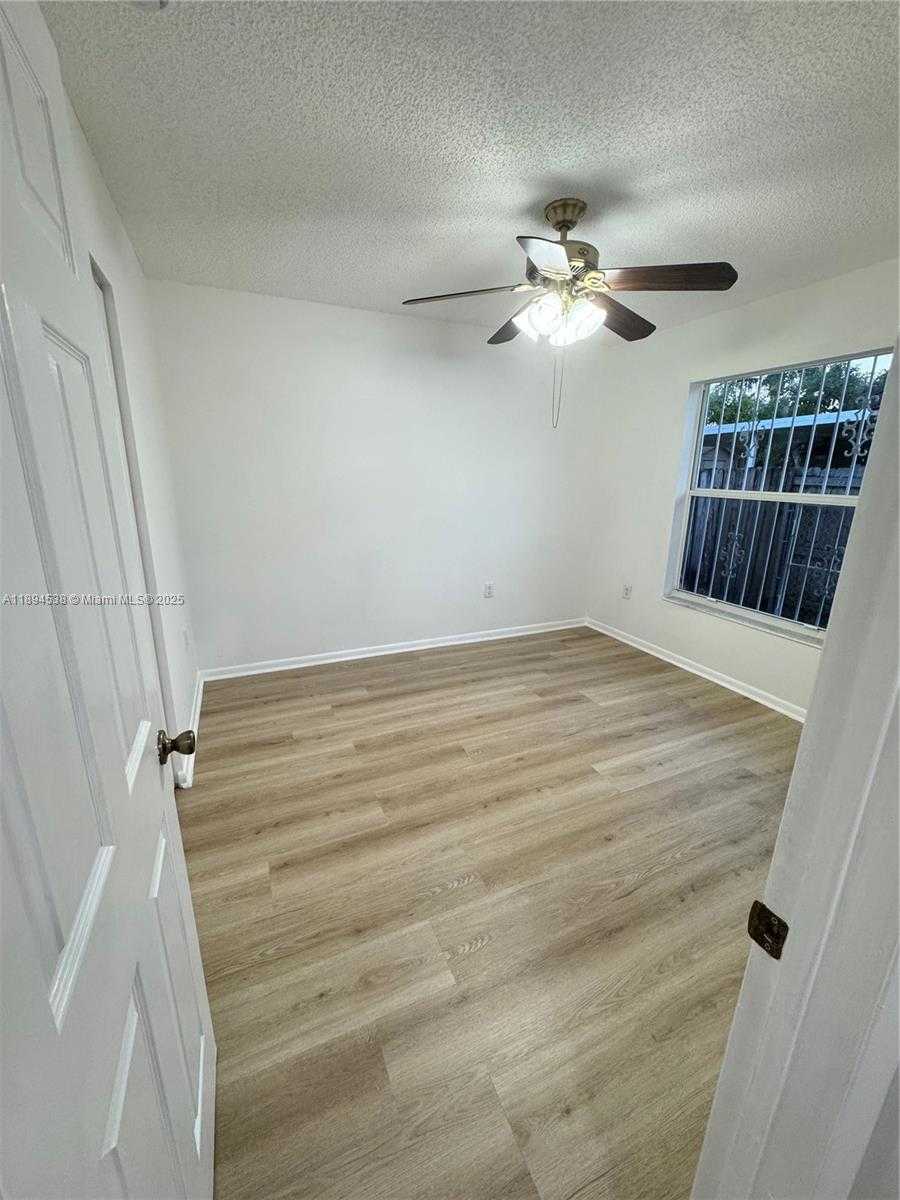 Small Image of 12828 SOUTH WEST 267TH ST, Homestead Number 11