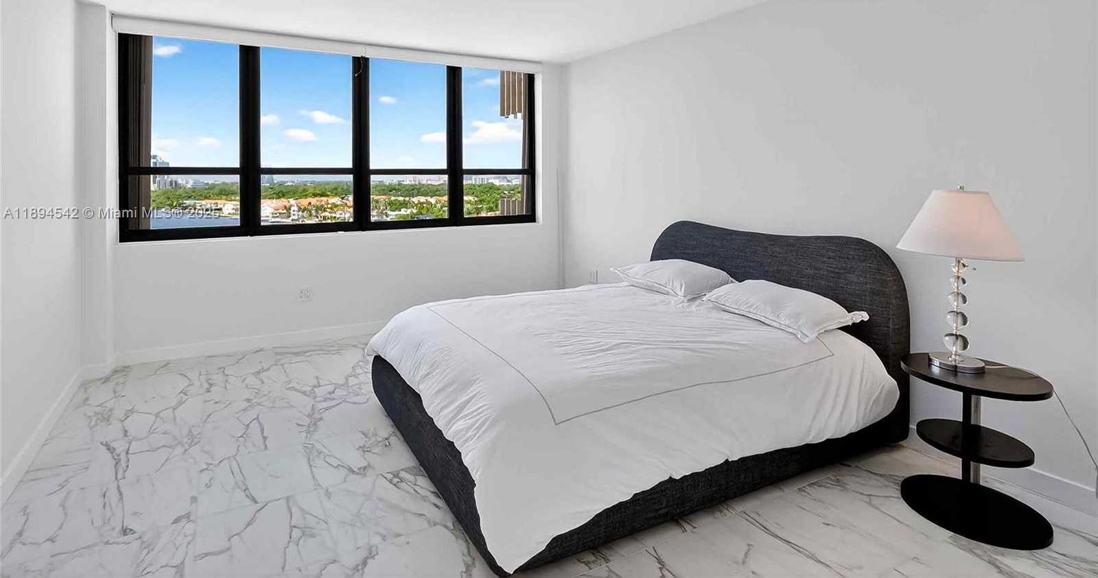 Small Image of 2 GROVE ISLE DR #B1210, Miami Number 12