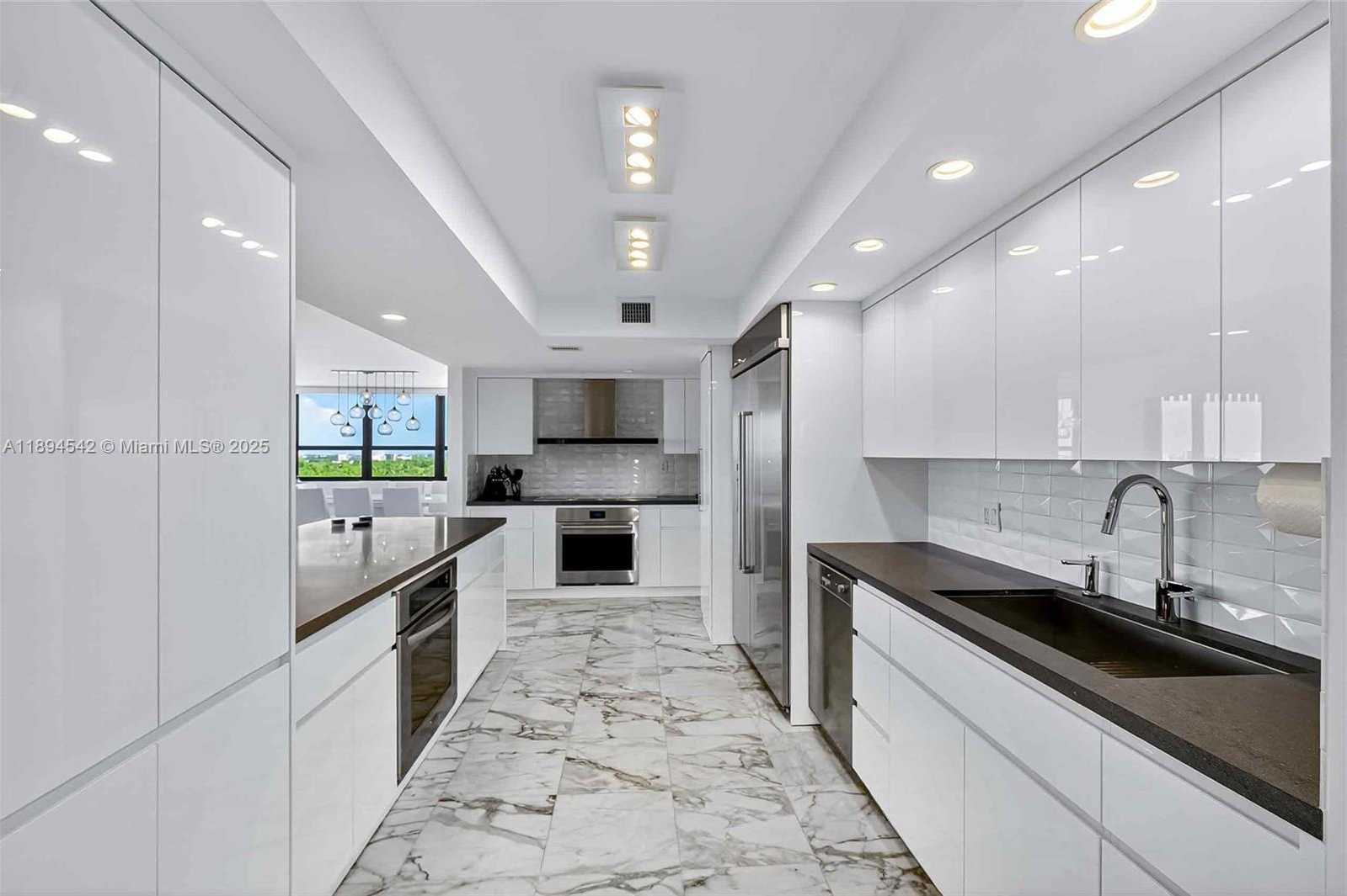 Small Image of 2 GROVE ISLE DR #B1210, Miami Number 2