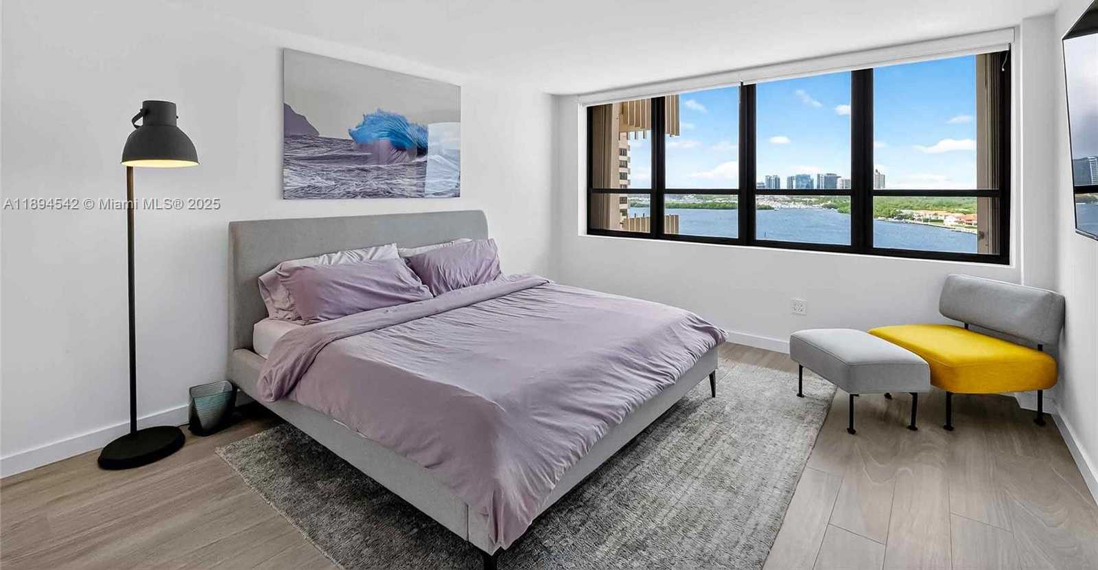 Small Image of 2 GROVE ISLE DR #B1210, Miami Number 22