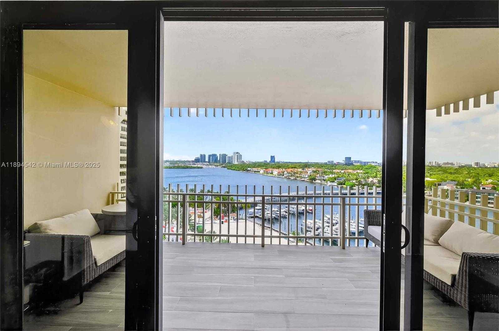 Small Image of 2 GROVE ISLE DR #B1210, Miami Number 30