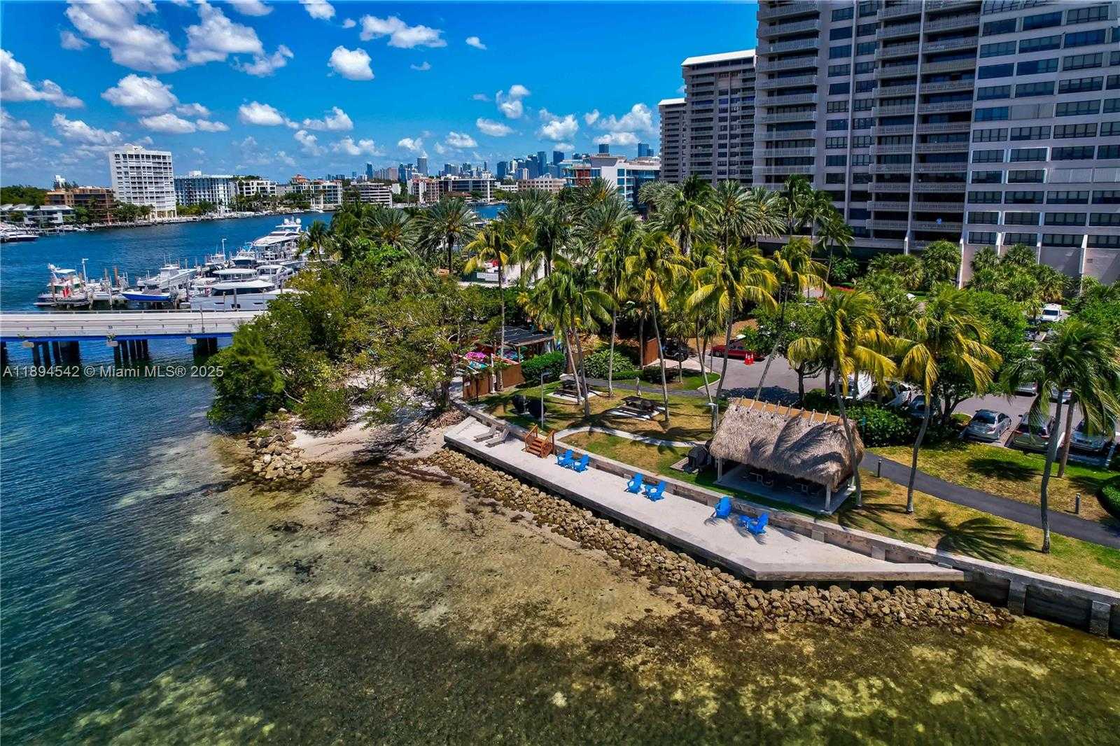 Small Image of 2 GROVE ISLE DR #B1210, Miami Number 46
