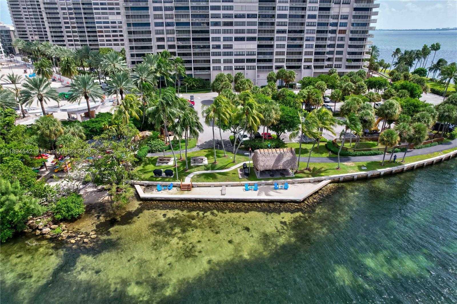 Small Image of 2 GROVE ISLE DR #B1210, Miami Number 57