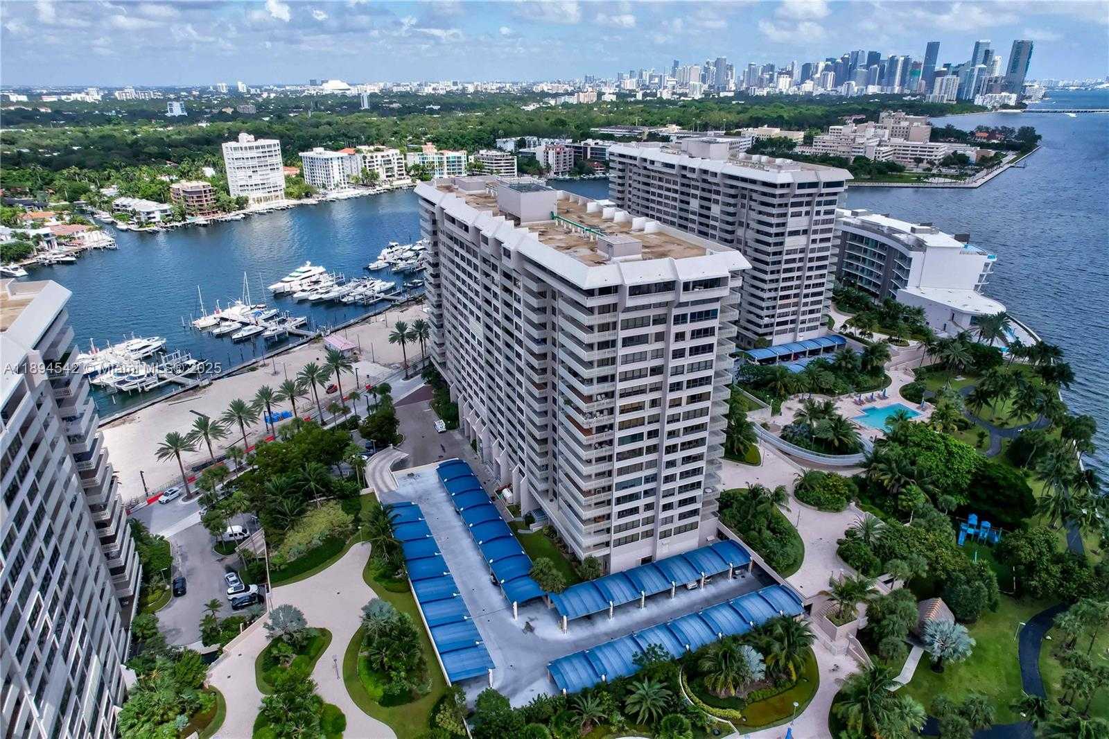 Small Image of 2 GROVE ISLE DR #B1210, Miami Number 70