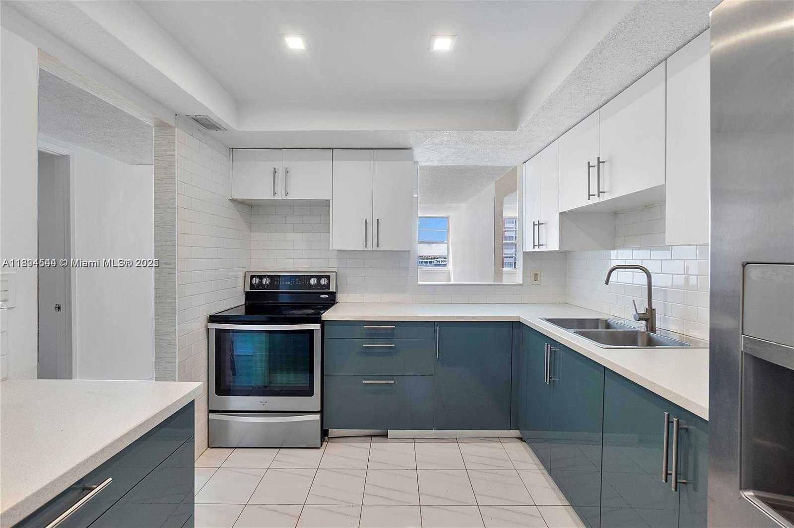 Small Image of 1351 NORTH EAST MIAMI GARDENS DR #622E, Miami Number 3