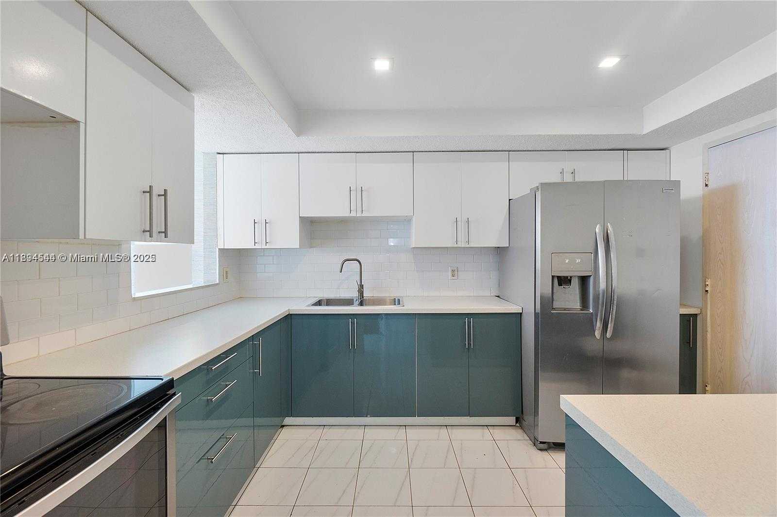 Small Image of 1351 NORTH EAST MIAMI GARDENS DR #622E, Miami Number 4