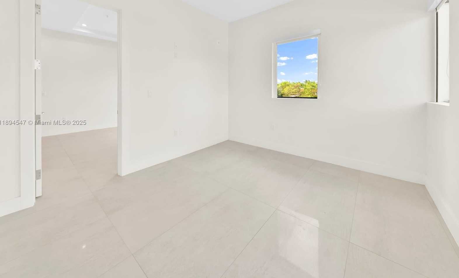 Small Image of 530 SOUTH WEST 11TH AVE #201, Miami Number 11