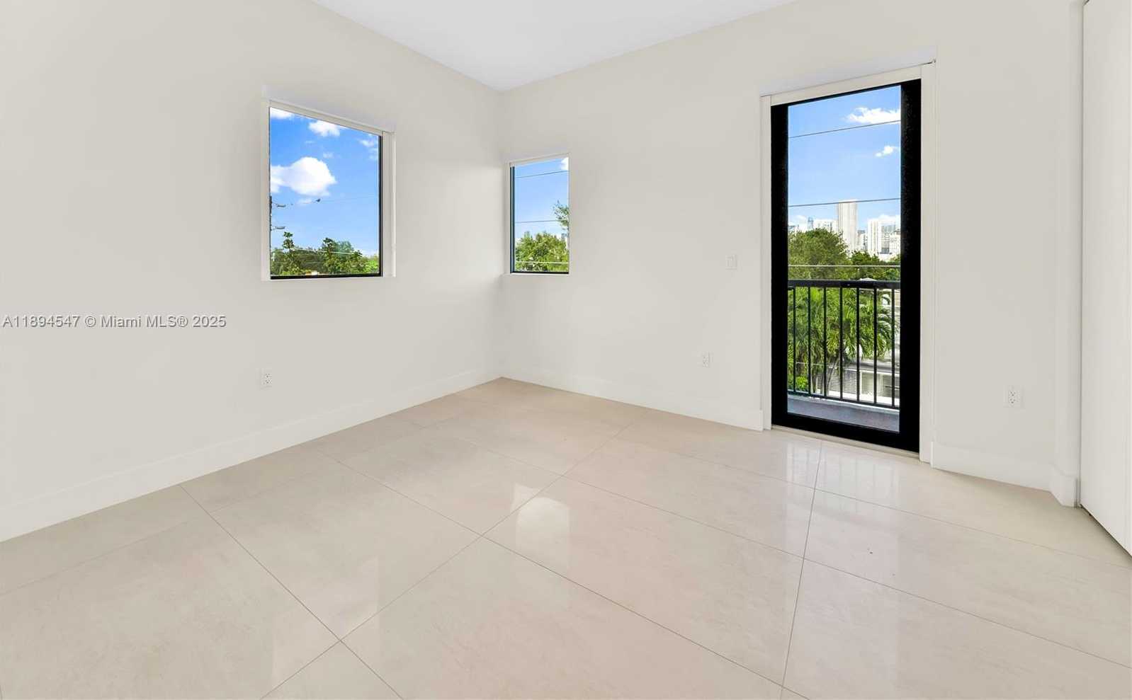 Small Image of 530 SOUTH WEST 11TH AVE #201, Miami Number 13