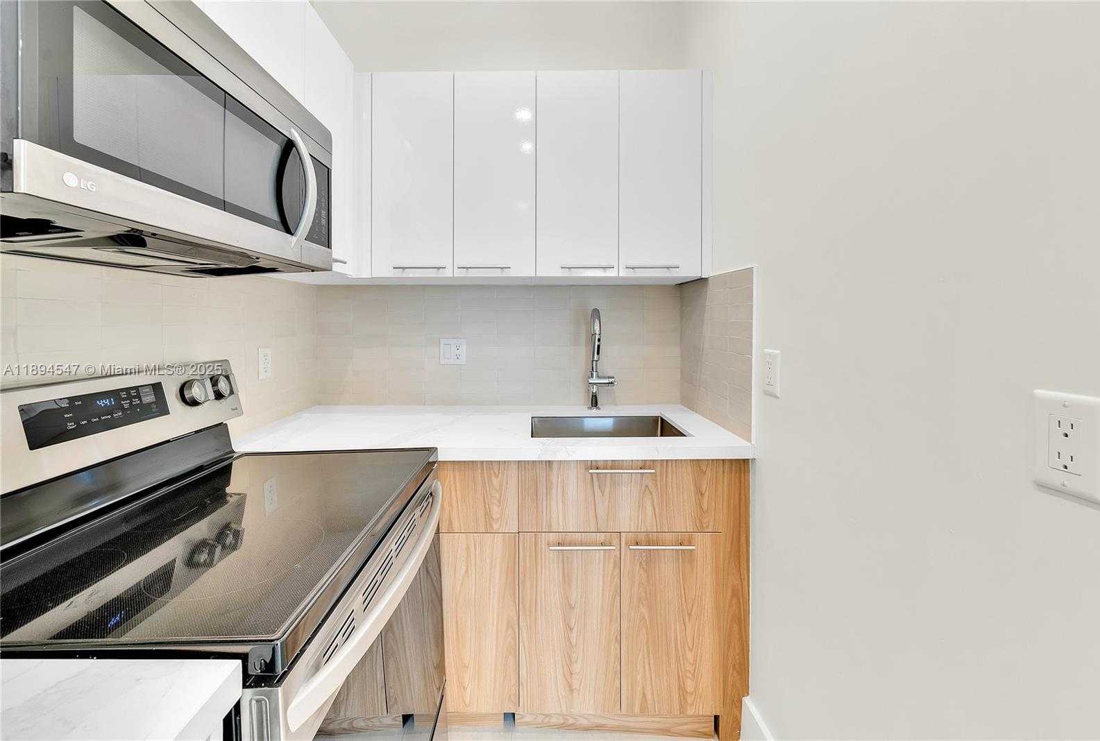 Small Image of 530 SOUTH WEST 11TH AVE #201, Miami Number 6