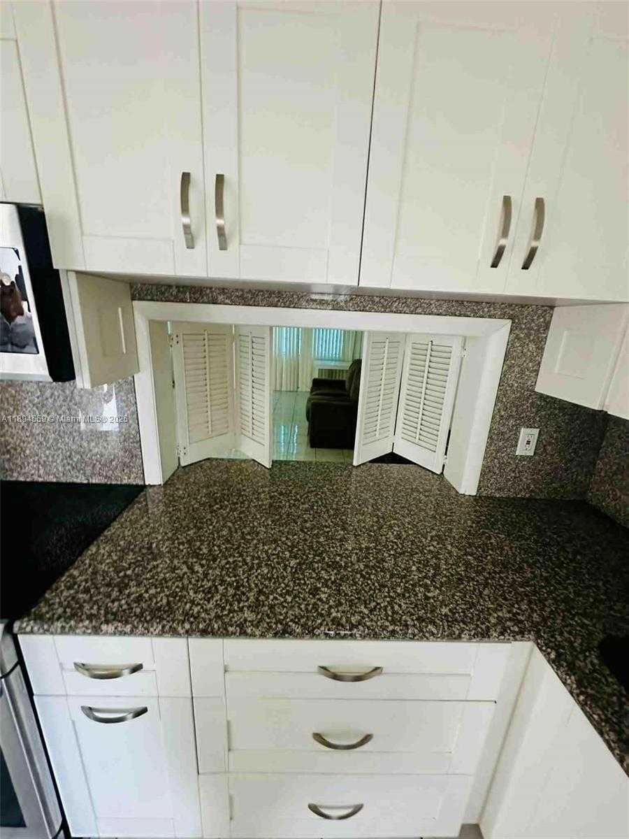 Small Image of 215 SOUTH EAST 3RD AVE #404A, Hallandale Beach Number 10