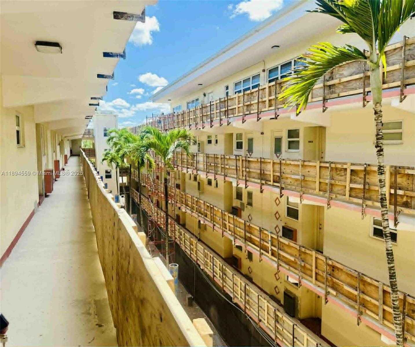 Small Image of 215 SOUTH EAST 3RD AVE #404A, Hallandale Beach Number 26