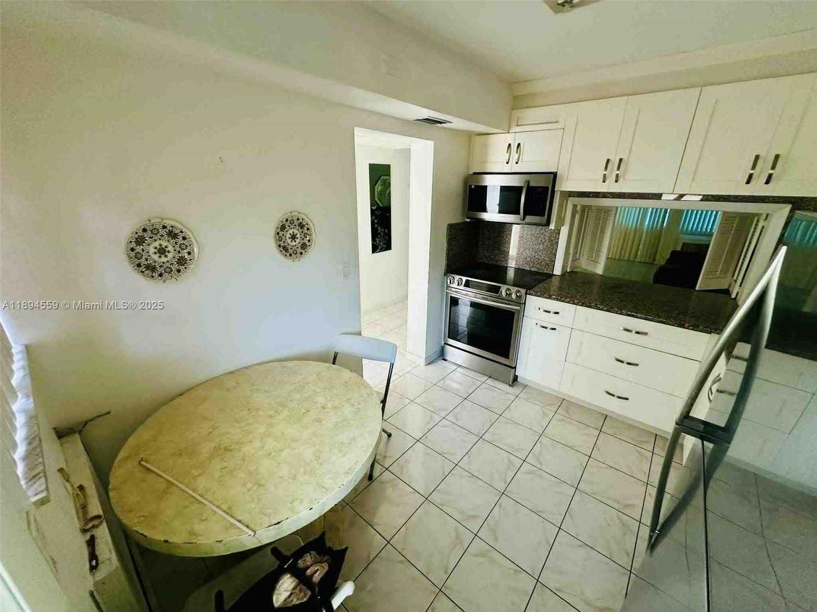 Small Image of 215 SOUTH EAST 3RD AVE #404A, Hallandale Beach Number 9