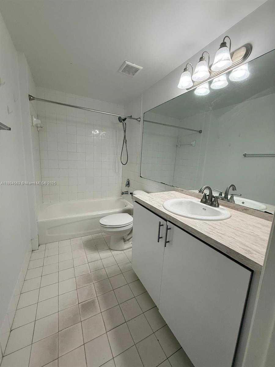 Small Image of 5091 NORTH WEST 7TH ST #1009, Miami Number 6