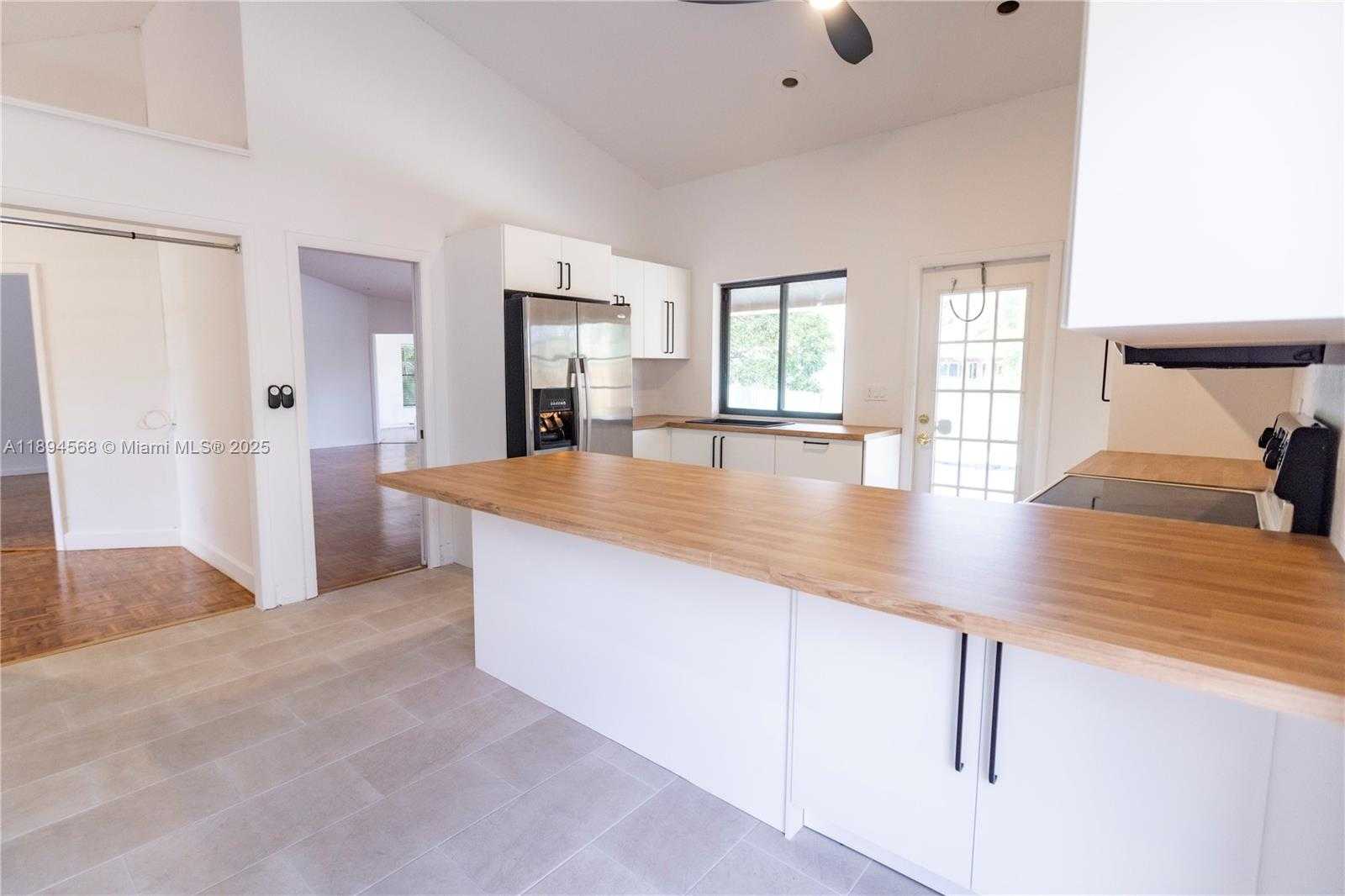 Small Image of 8775 SOUTH WEST 57TH ST, Cooper City Number 11