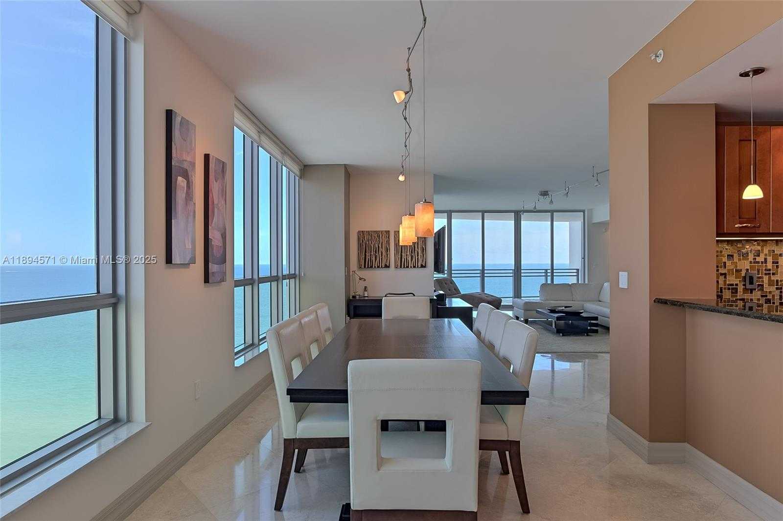 Small Image of 3535 SOUTH OCEAN DR #2102, Hollywood Number 14