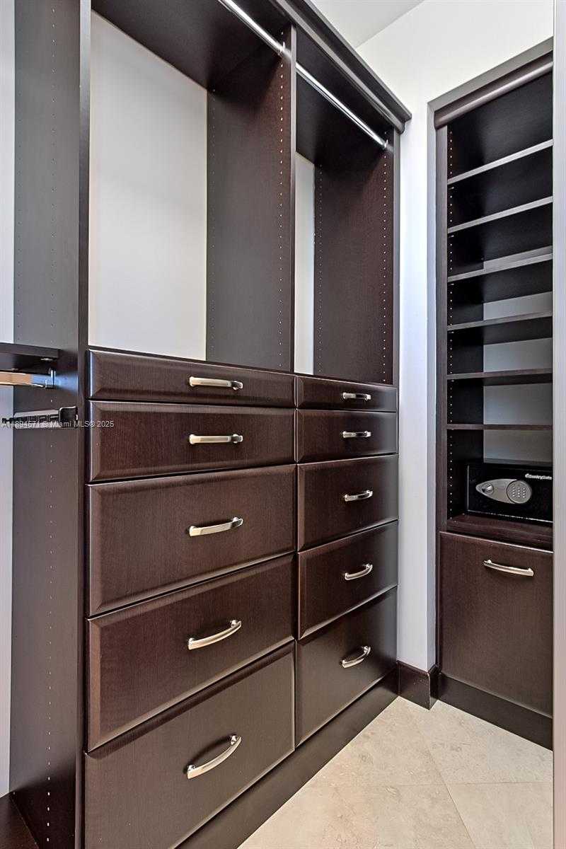 Small Image of 3535 SOUTH OCEAN DR #2102, Hollywood Number 30