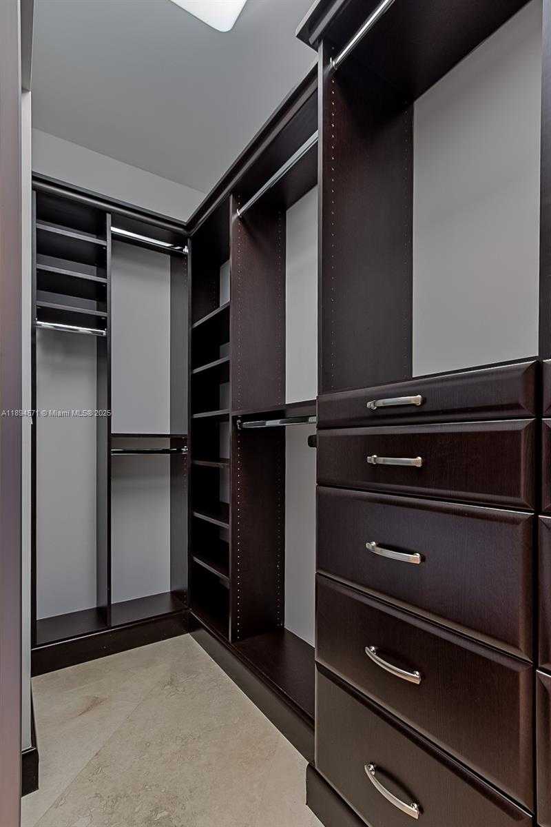 Small Image of 3535 SOUTH OCEAN DR #2102, Hollywood Number 31