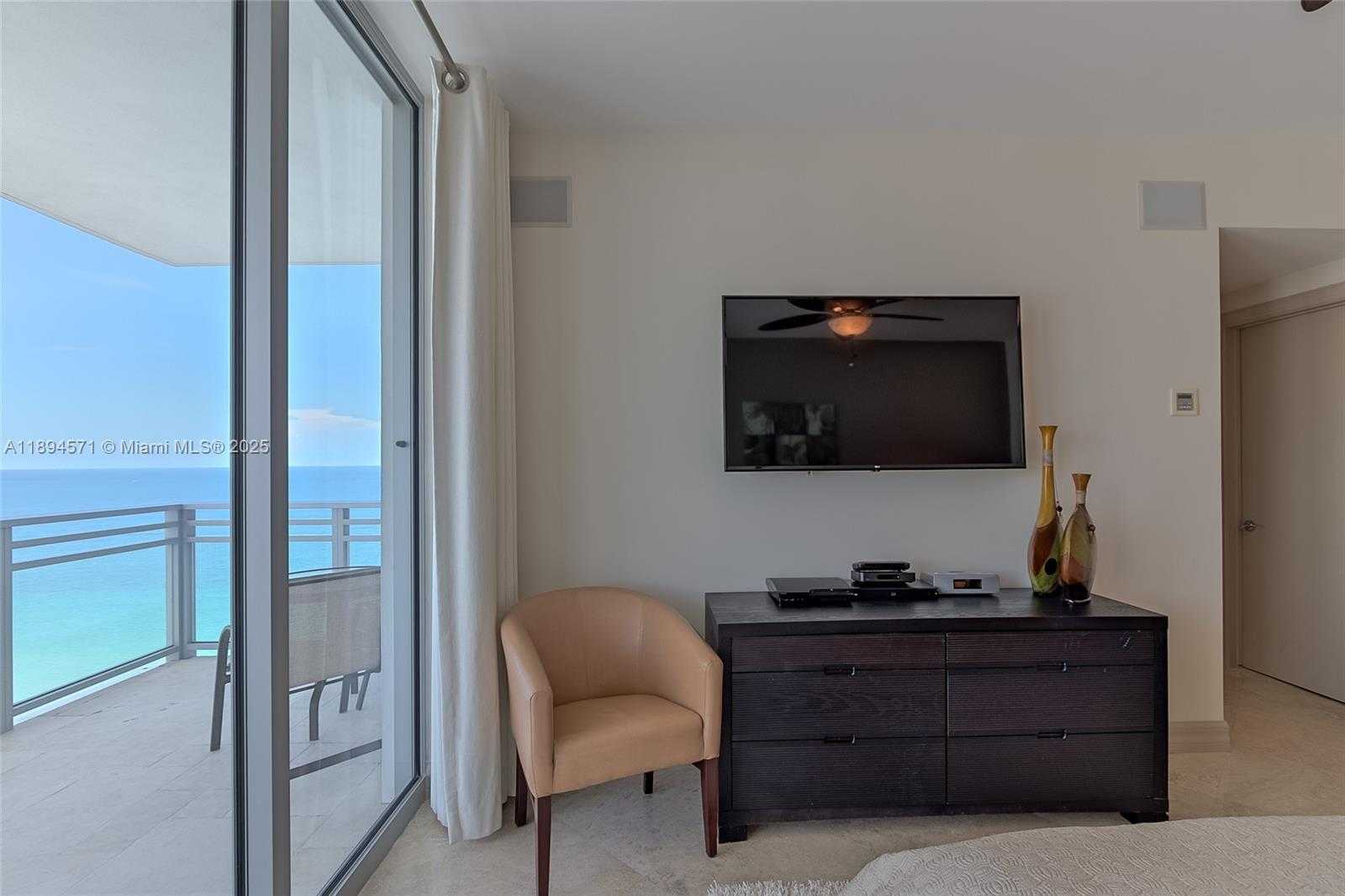 Small Image of 3535 SOUTH OCEAN DR #2102, Hollywood Number 35