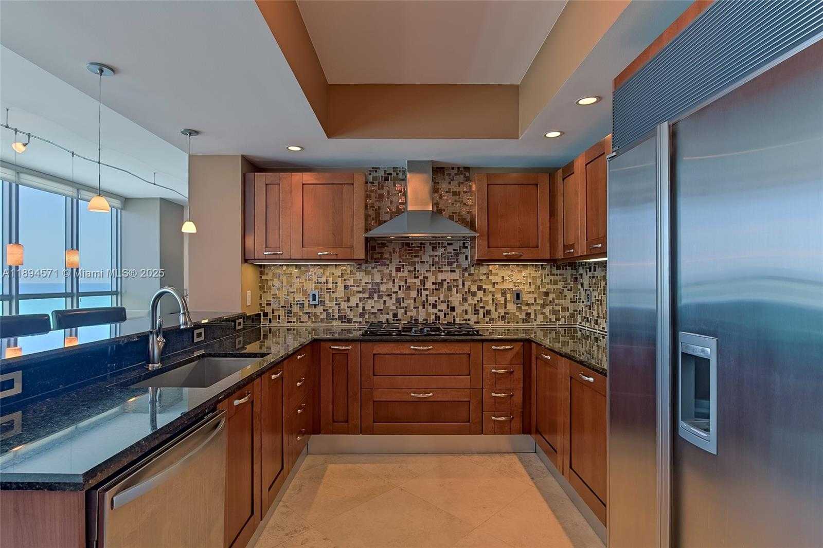 Small Image of 3535 SOUTH OCEAN DR #2102, Hollywood Number 8