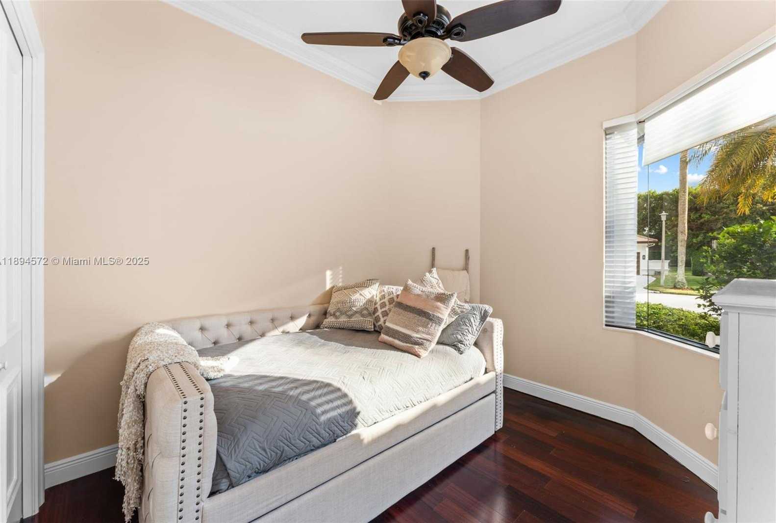 Small Image of 10775 BLUE PALM ST #N/A, Plantation Number 15