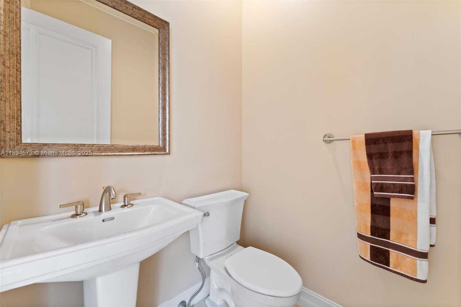 Small Image of 10775 BLUE PALM ST #N/A, Plantation Number 17