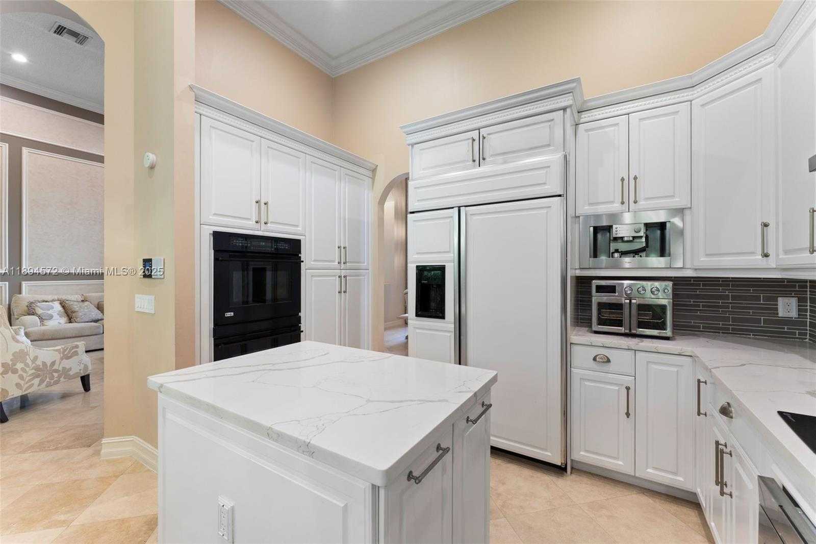 Small Image of 10775 BLUE PALM ST #N/A, Plantation Number 21