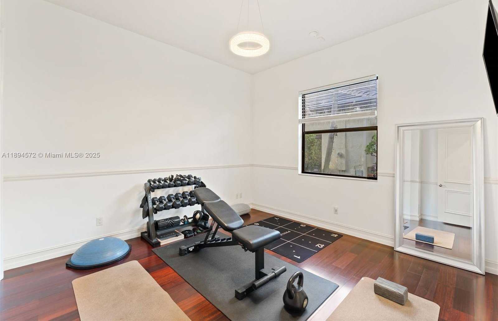 Small Image of 10775 BLUE PALM ST #N/A, Plantation Number 30