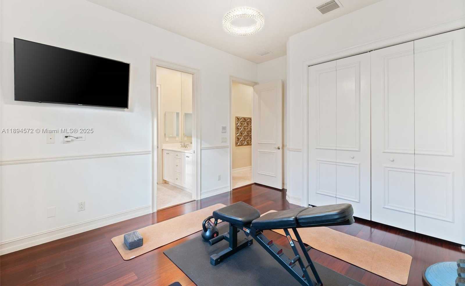 Small Image of 10775 BLUE PALM ST #N/A, Plantation Number 31