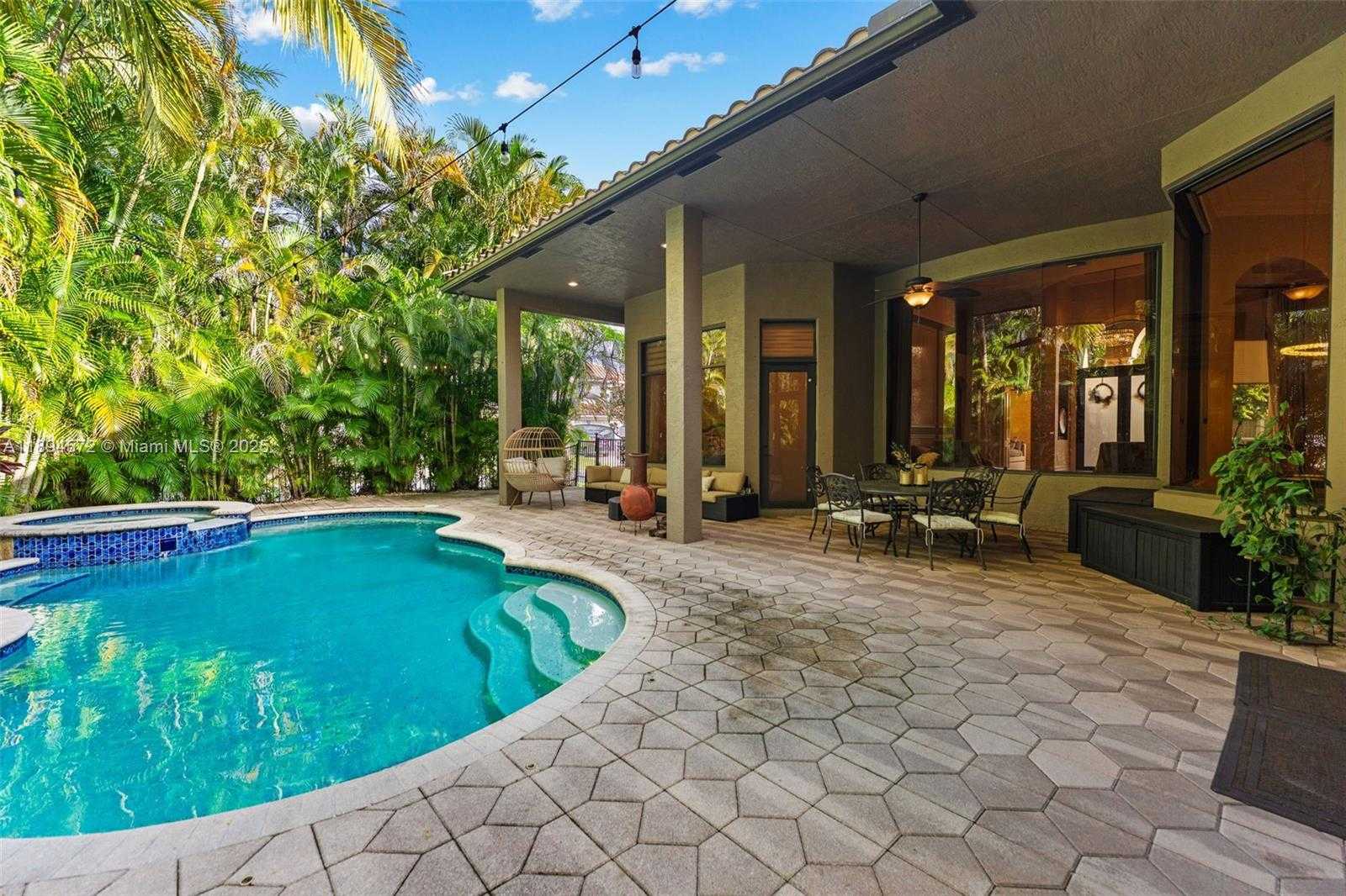 Small Image of 10775 BLUE PALM ST #N/A, Plantation Number 33