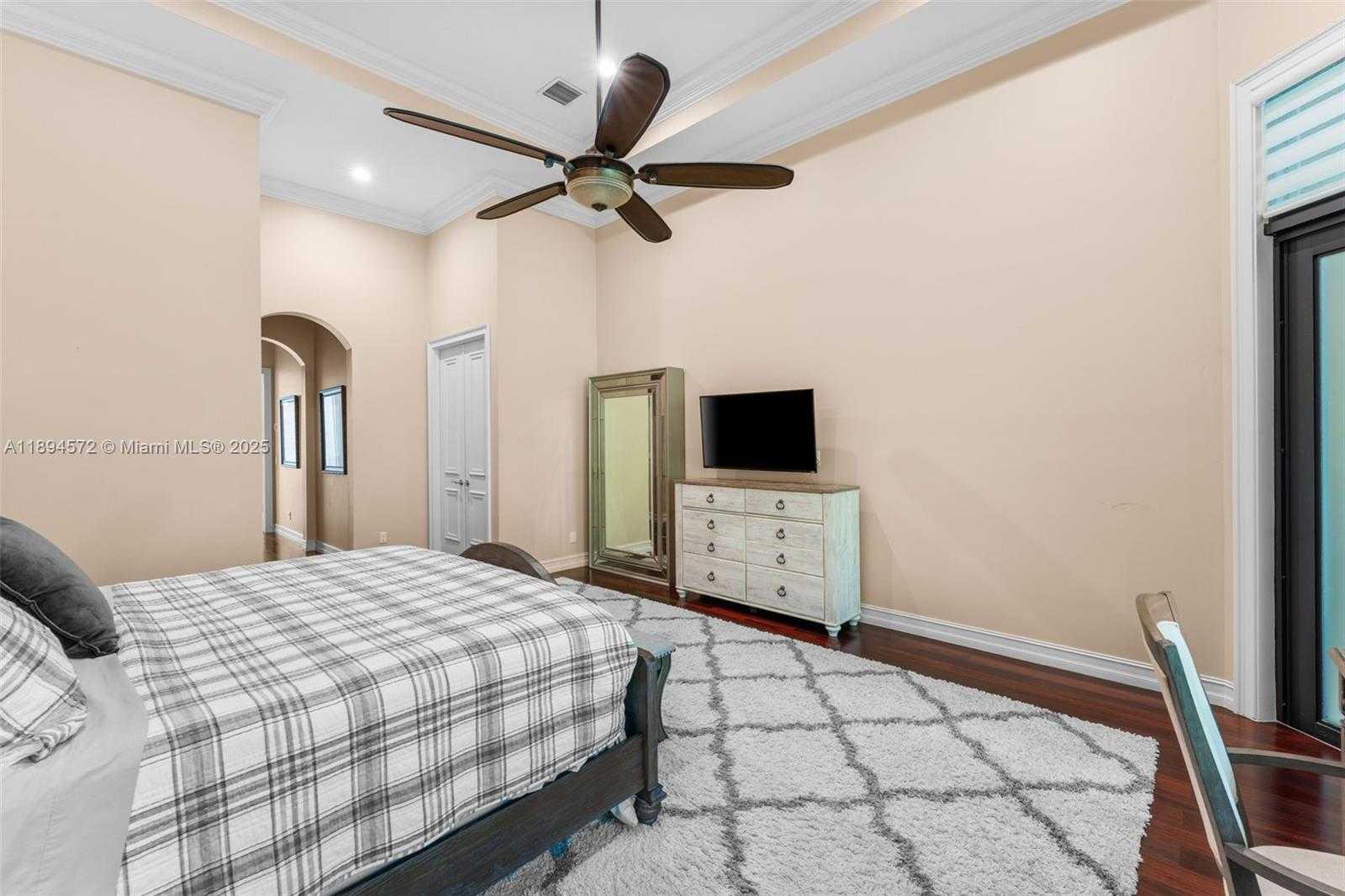 Small Image of 10775 BLUE PALM ST #N/A, Plantation Number 9