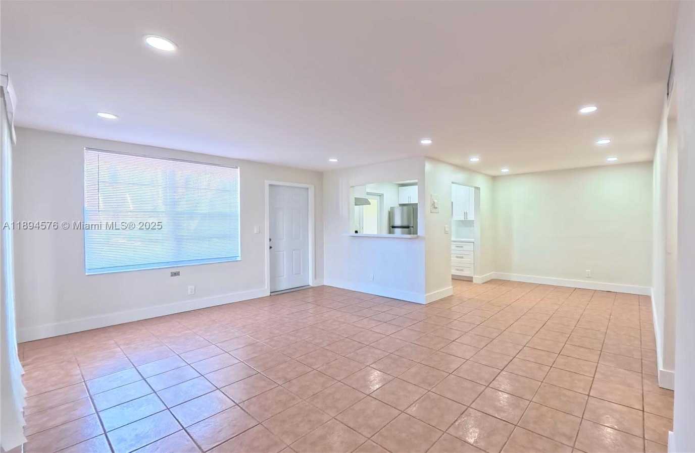 Small Image of 1720 FUNSTON ST #111, Hollywood Number 2