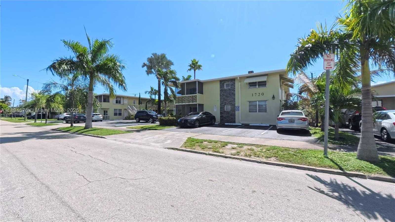 Small Image of 1720 FUNSTON ST #111, Hollywood Number 5