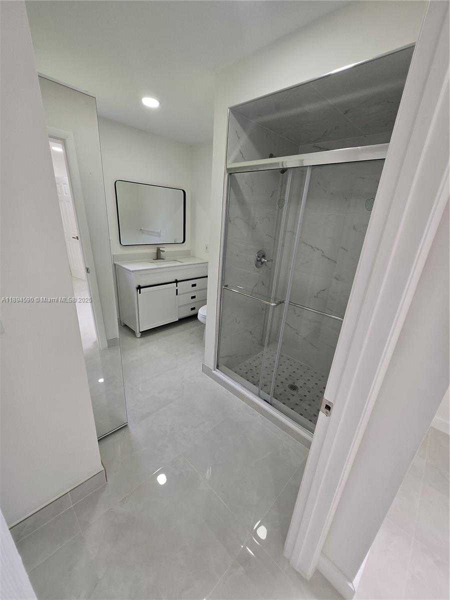 Small Image of 600 SOUTH WEST 8TH PL, Boynton Beach Number 11