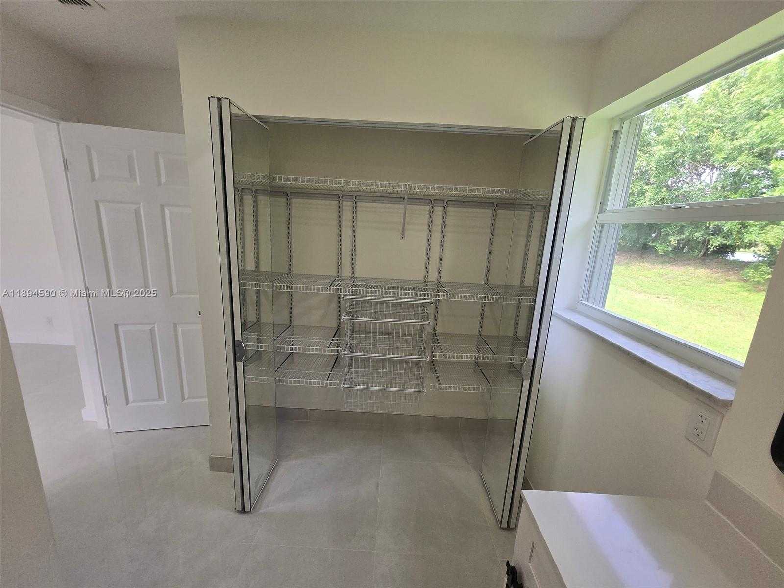 Small Image of 600 SOUTH WEST 8TH PL, Boynton Beach Number 13