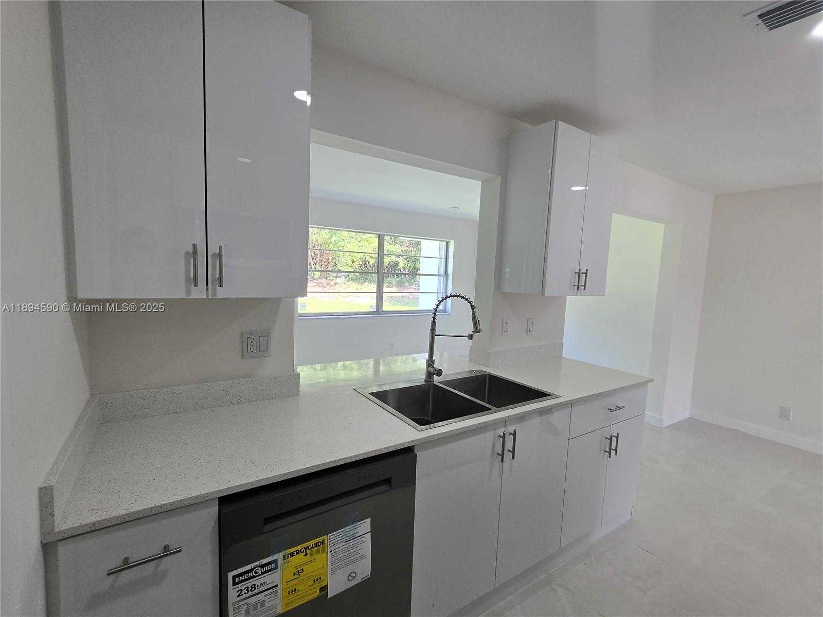 Small Image of 600 SOUTH WEST 8TH PL, Boynton Beach Number 21