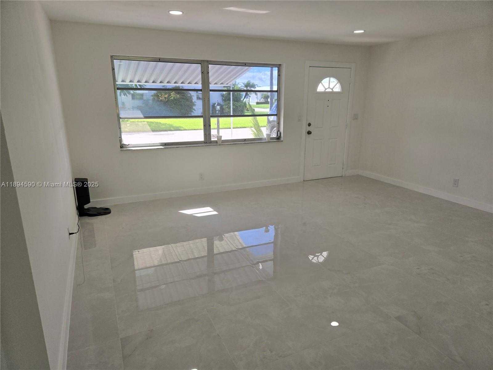Small Image of 600 SOUTH WEST 8TH PL, Boynton Beach Number 22
