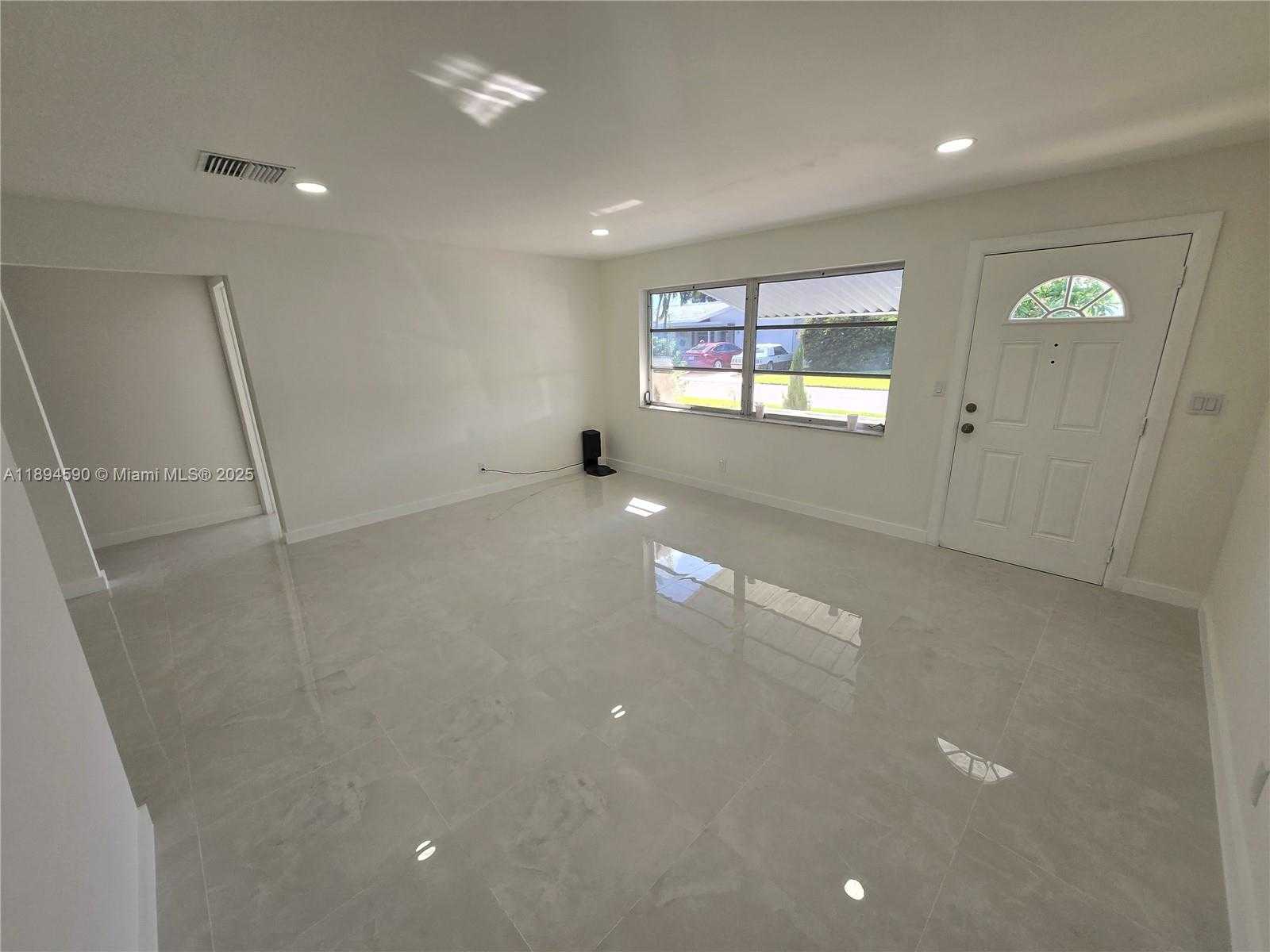 Small Image of 600 SOUTH WEST 8TH PL, Boynton Beach Number 23