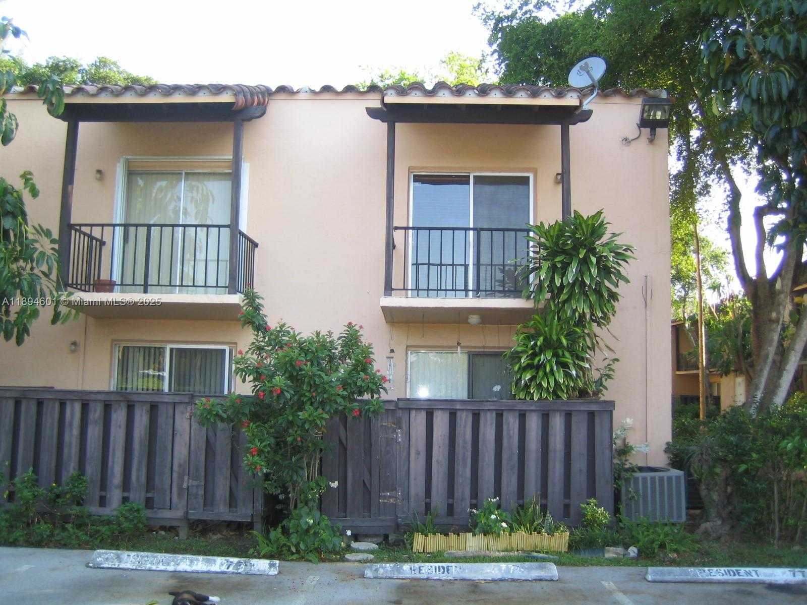 Small Image of 10824 NORTH KENDALL DR #S-26, Miami Number 10