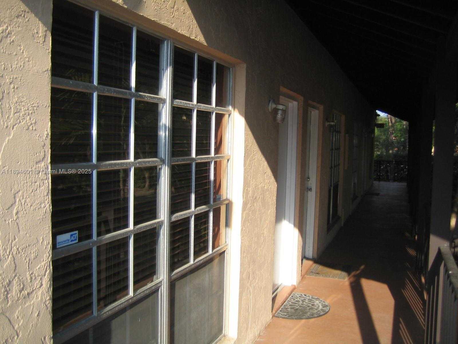 Small Image of 10824 NORTH KENDALL DR #S-26, Miami Number 11